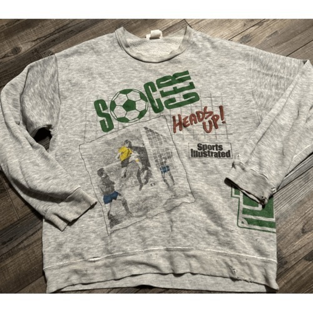Vintage 90s Sports Illustrated Gray Sweatshirt ‎ L Soccer Rare USA Distressed